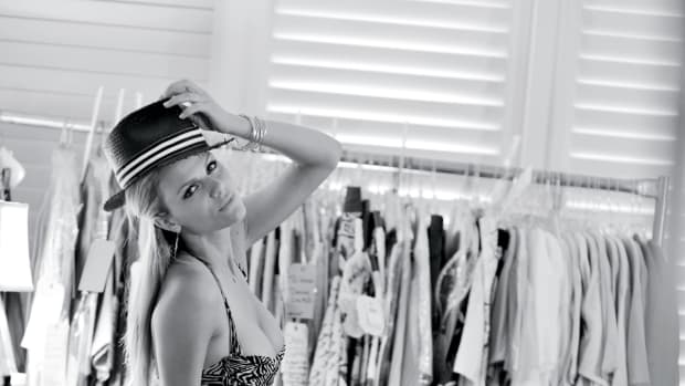 brooklyn-decker-tv-2011-19.jpg
